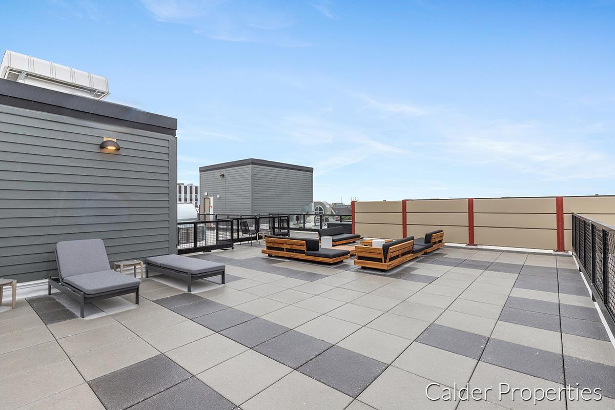 The Leonard Luxury Apartments - Photo 6 of 50