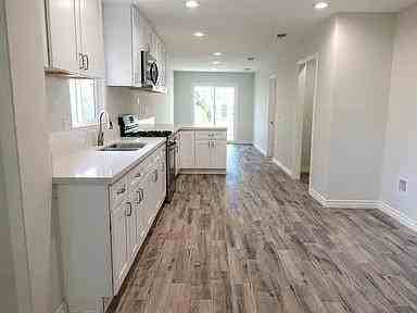 2625 Lime Street - Photo 3 of 11