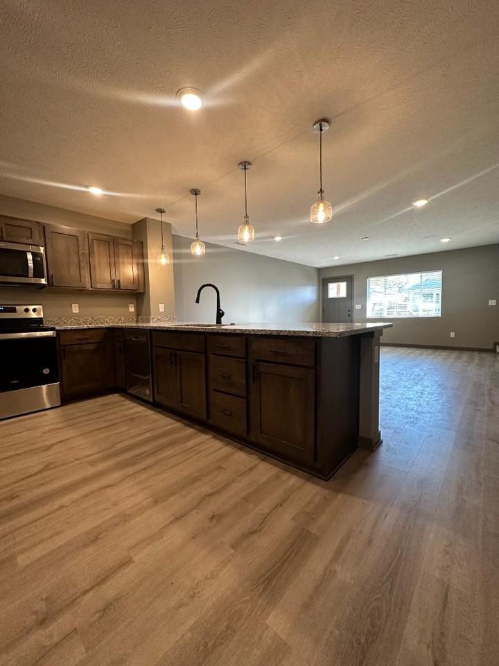 2734 Starr Street - Photo 2 of 10