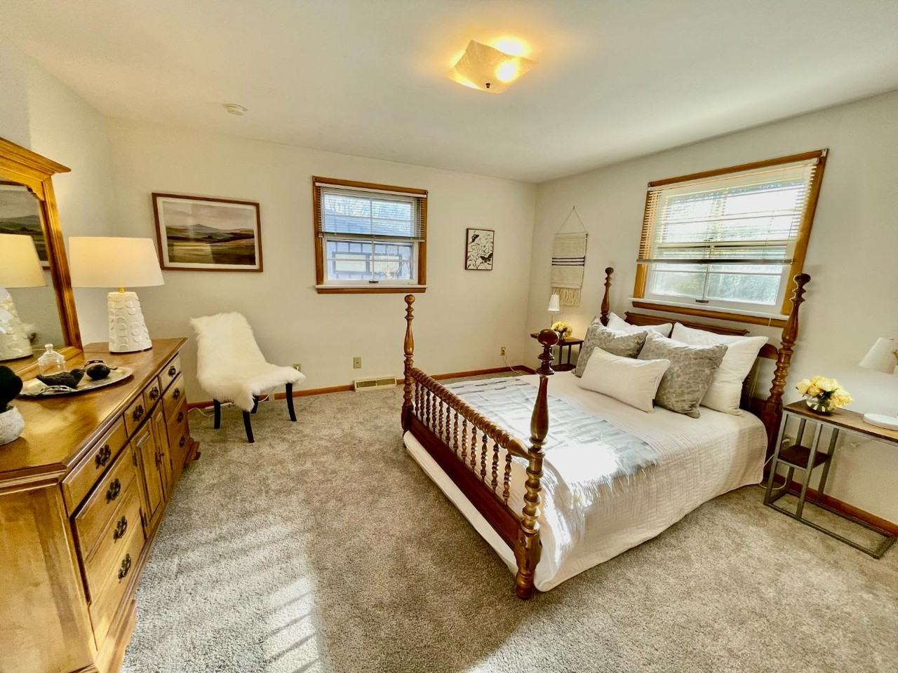 290 Glenview Road - Photo 3 of 10