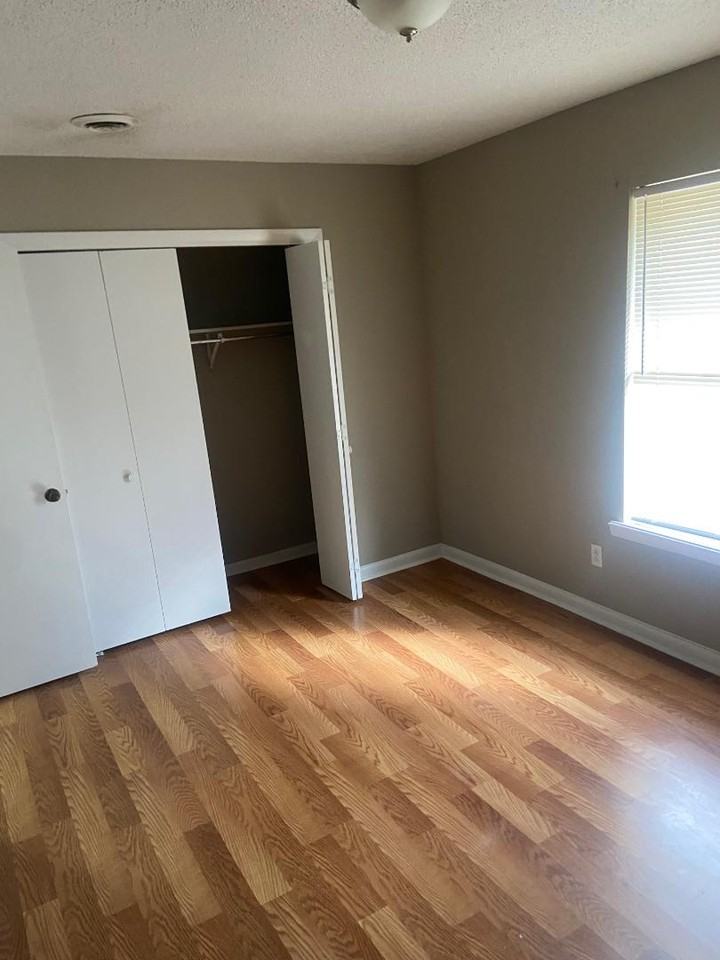 Vann Way - Photo 2 of 5