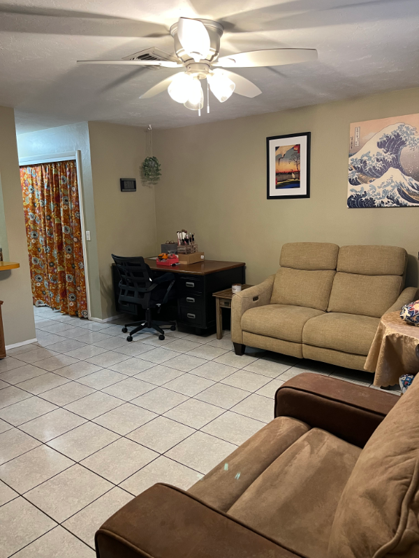 25028 Harborview Rd #3 - Photo 2 of 8