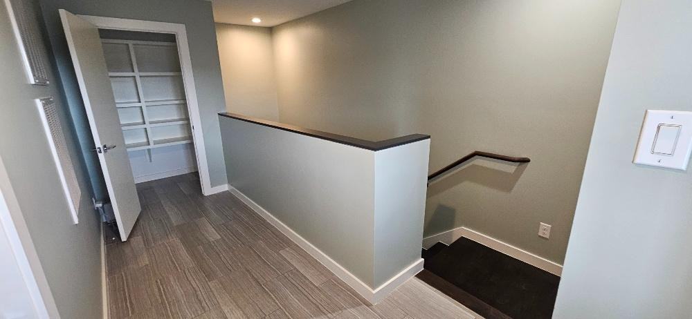 1211 Thompson St - Photo 2 of 10