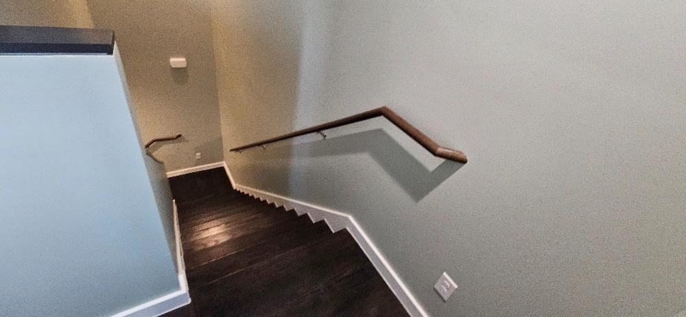 1211 Thompson St - Photo 3 of 10