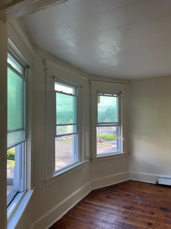 45 Welton St Waterbury Ct #2 - Photo 3 of 16