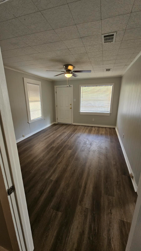 2413 Brewton Ave - Photo 2 of 10