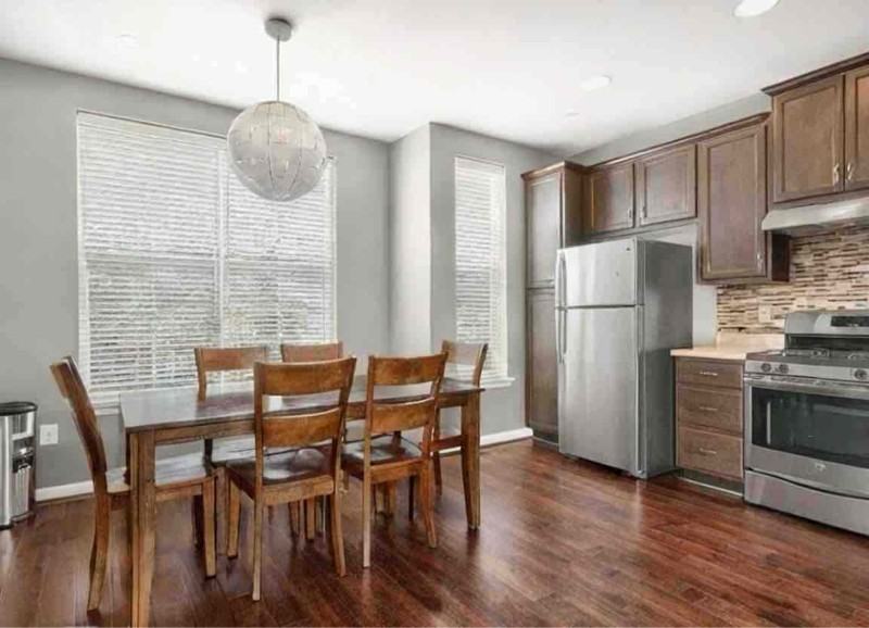 316 White Oak Way - Photo 3 of 18