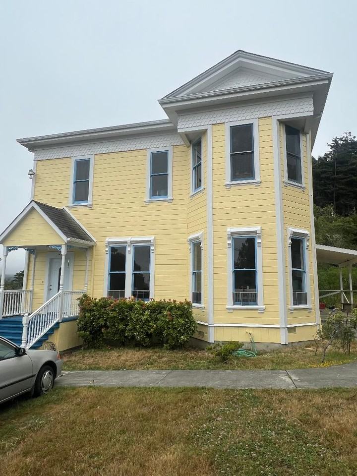 4656 Myrtle Ave - Photo 2 of 50