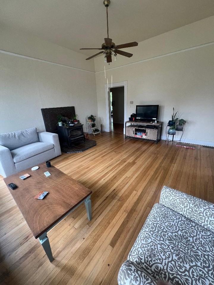 4656 Myrtle Ave - Photo 6 of 10