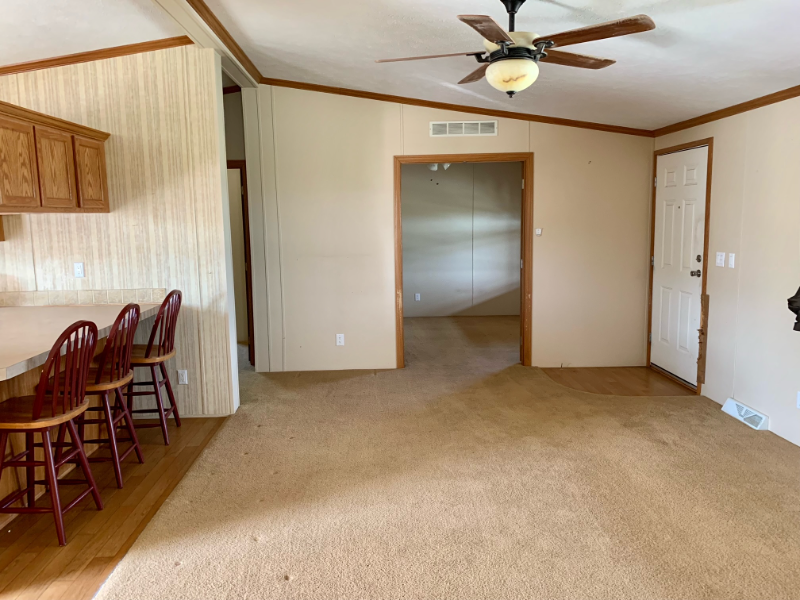 2191 Newton Rd - Photo 3 of 11