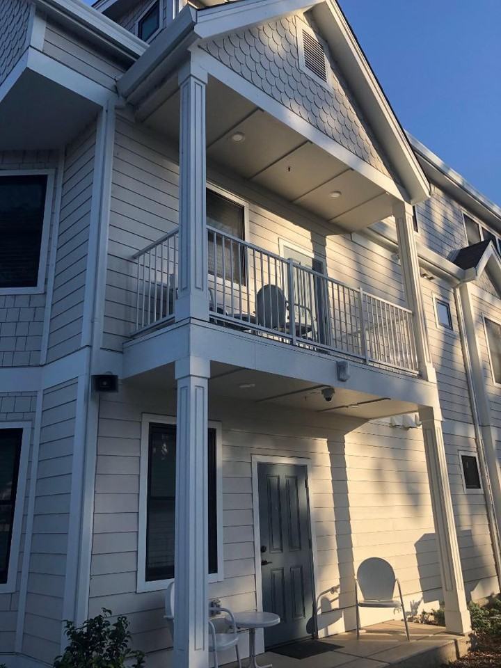 Manor Flats - Photo 2 of 10