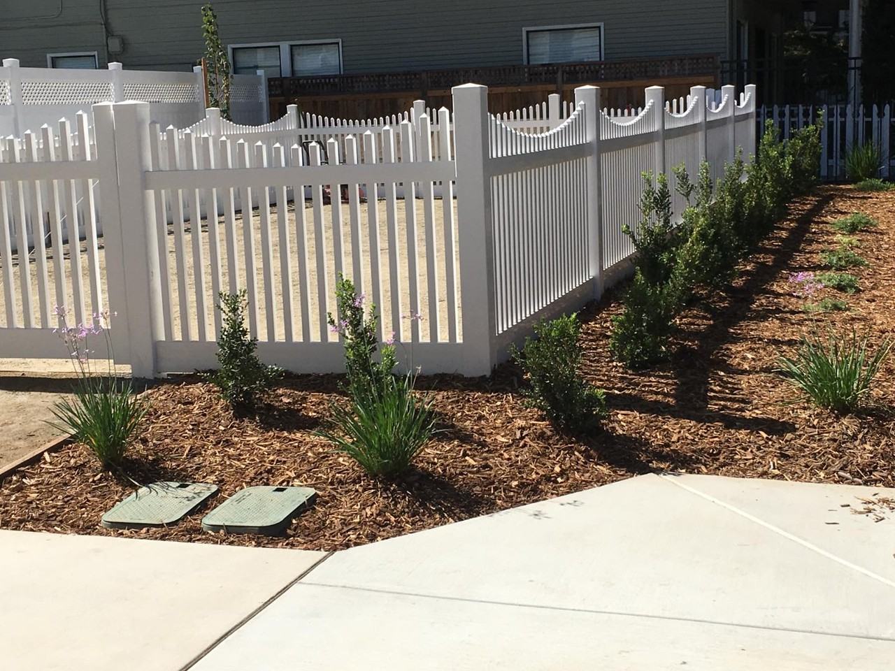 Manor Flats - Photo 4 of 10