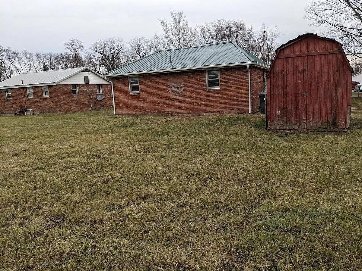 1109 S Pittenger Rd - Photo 3 of 20