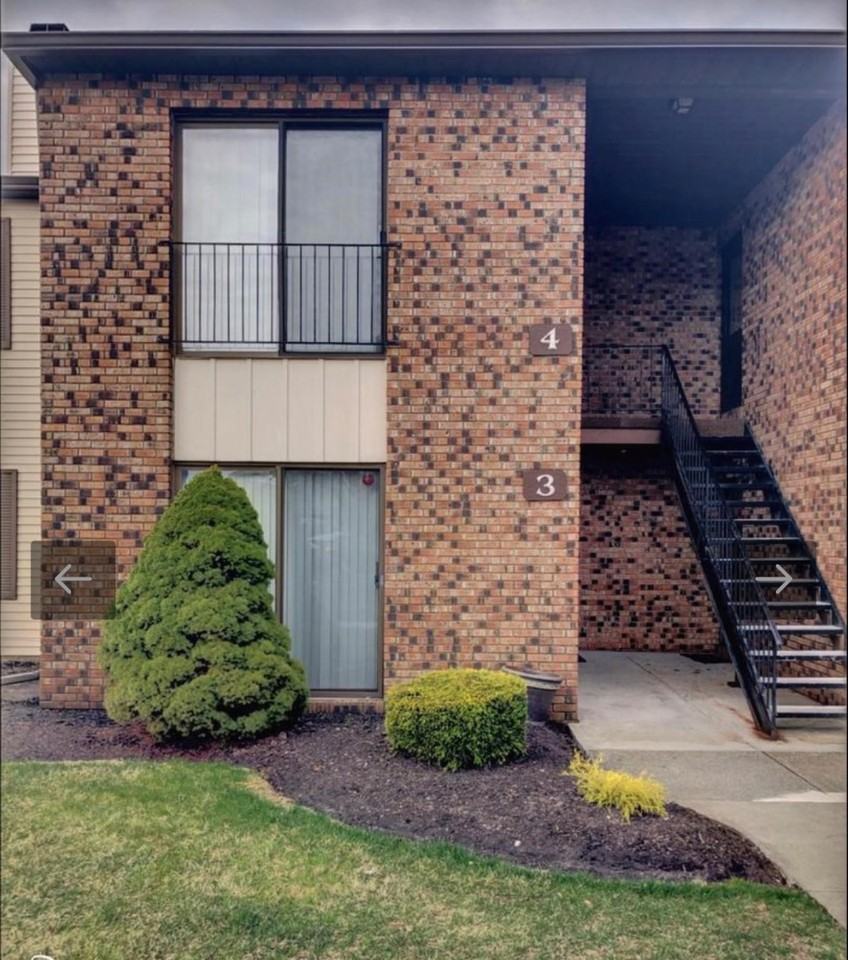 3 Allison Place - Photo 2 of 14