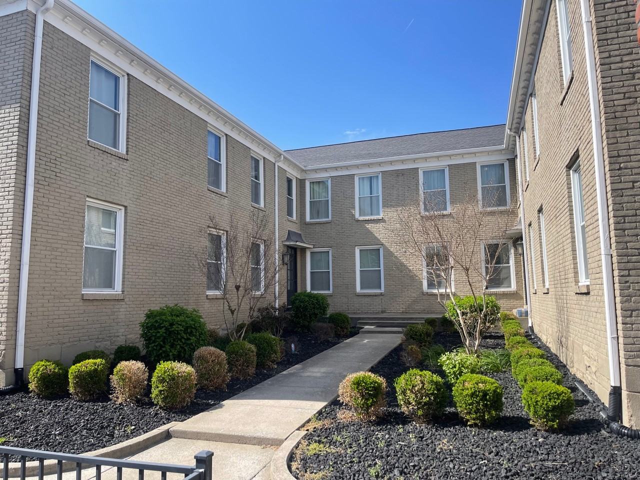 Gracey Court & The Pheonix - Photo 3 of 23