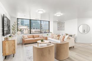 48 W Broadway #401N - Photo 1 of 1