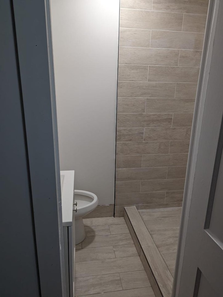 Noble Gables - Photo 6 of 19