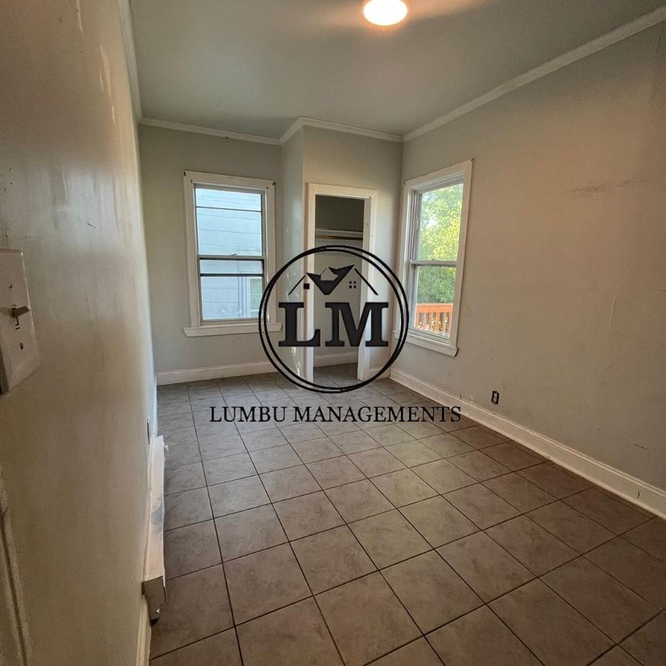 507 Cliff Street - Photo 3 of 11