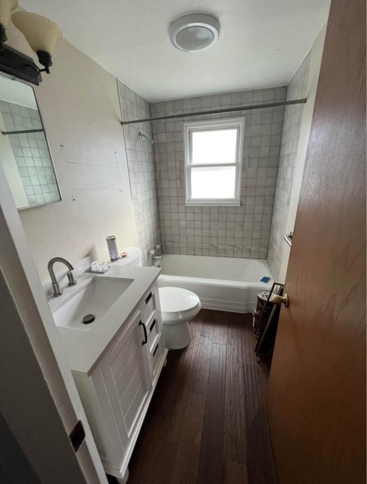 122 Daniel Ct - Photo 3 of 6