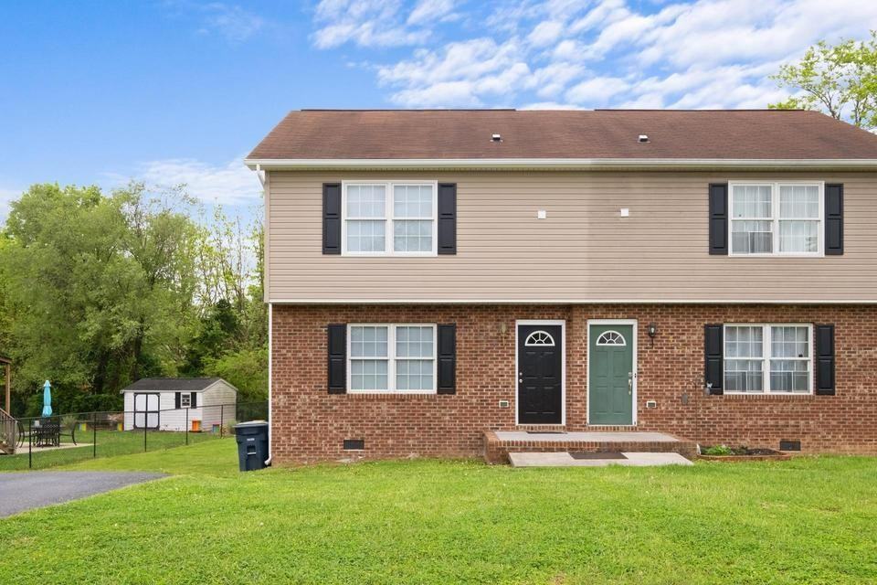 137 Suter St - Photo 2 of 20