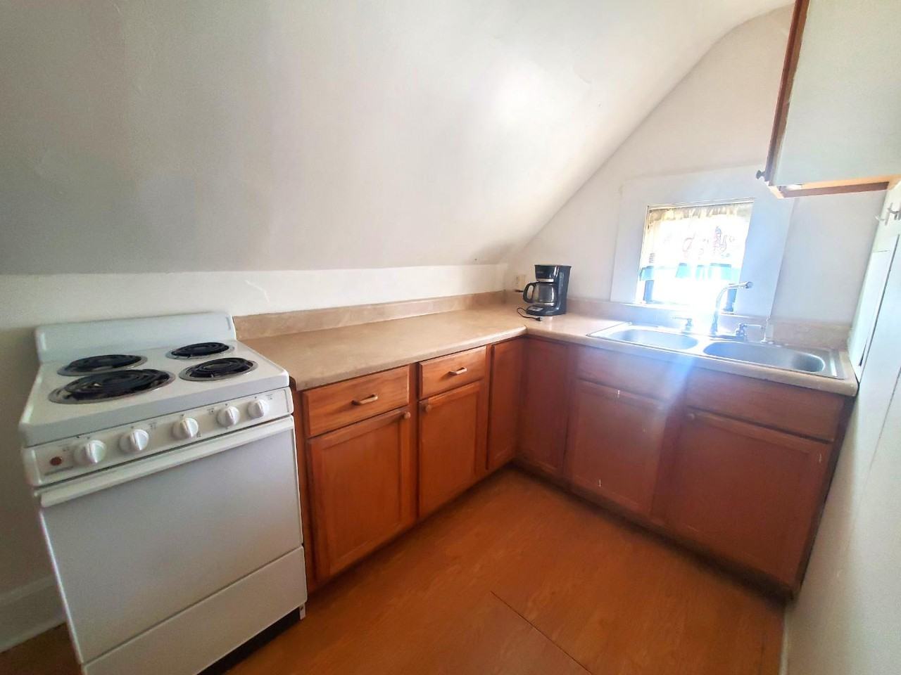 225 South 2nd Street MKN - Photo 2 of 6