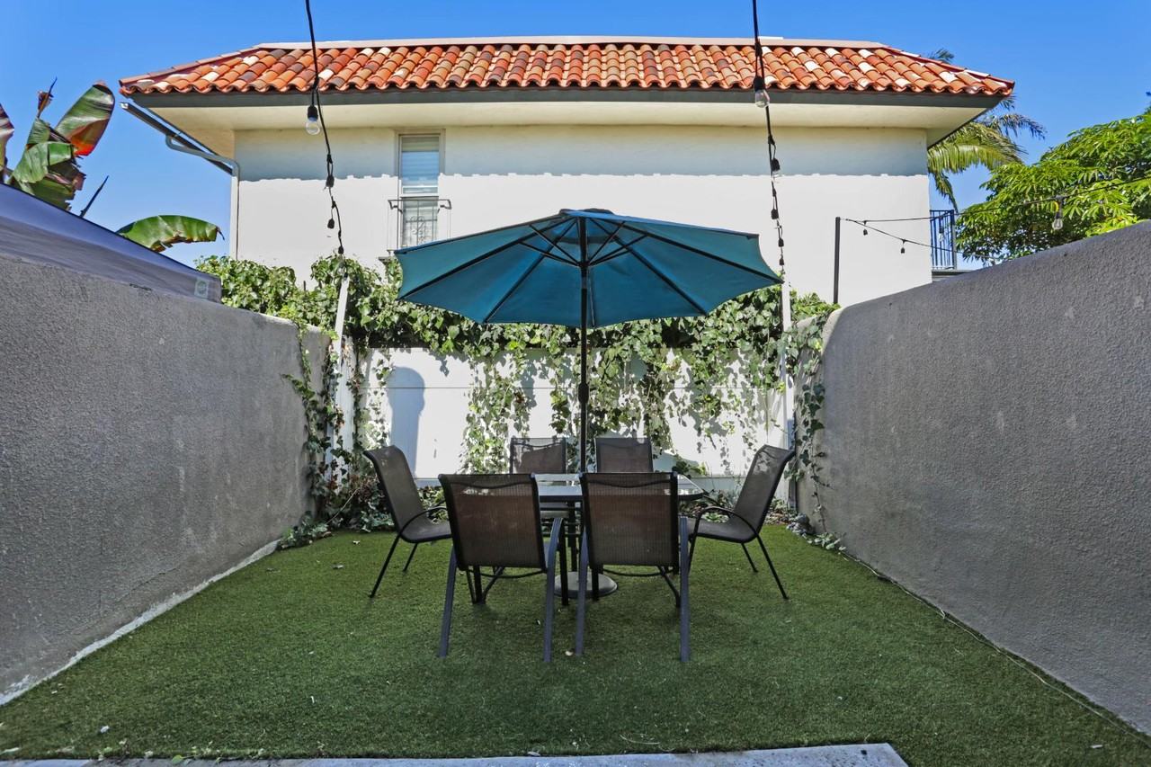 3054 Rue Dorleans - Photo 2 of 11