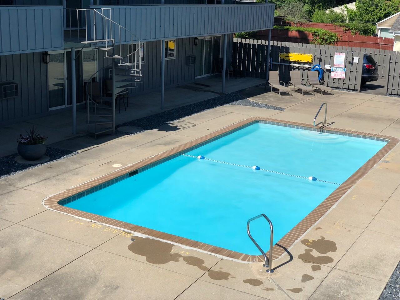 Jazz Commons Apartments - Photo 4 of 5