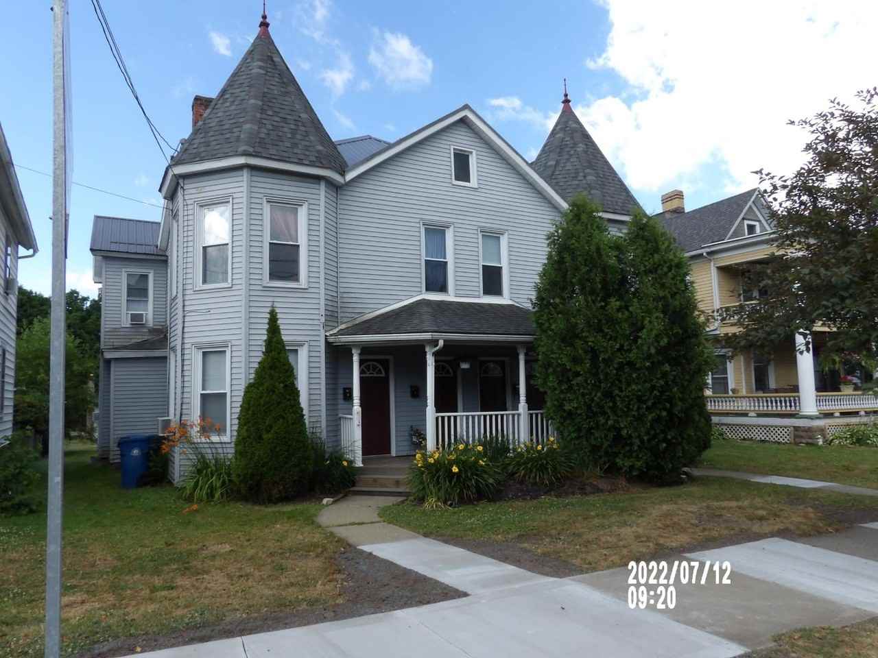 374-376 1/2 Pine - Photo 3 of 4