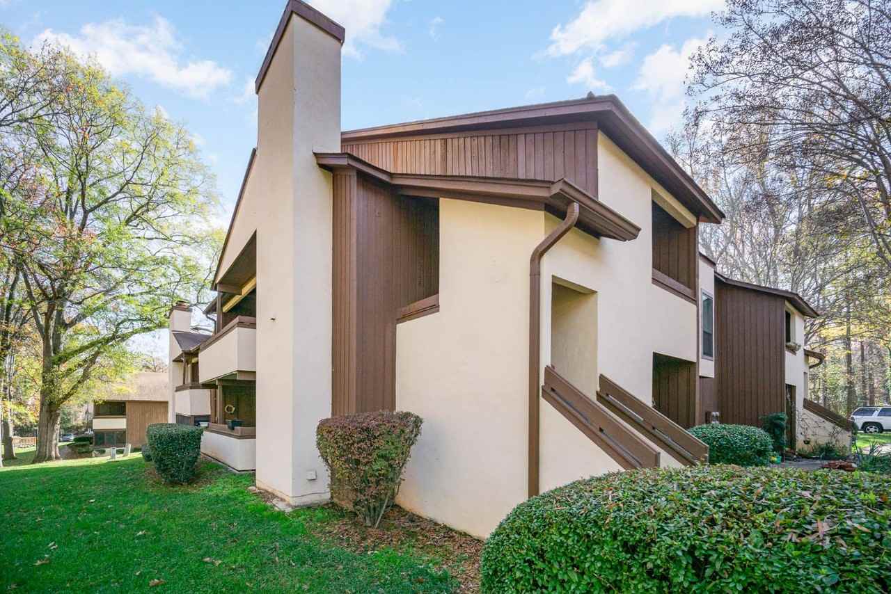 7158 Winery Ln - Photo 3 of 20