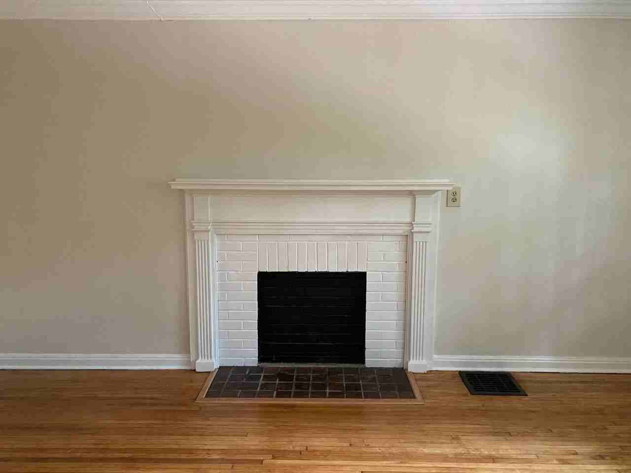 134 W Tulane Rd - Photo 2 of 12