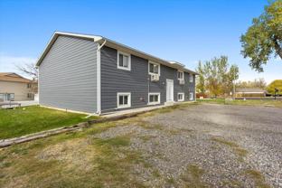 346 Bench - Photo 1 of 1