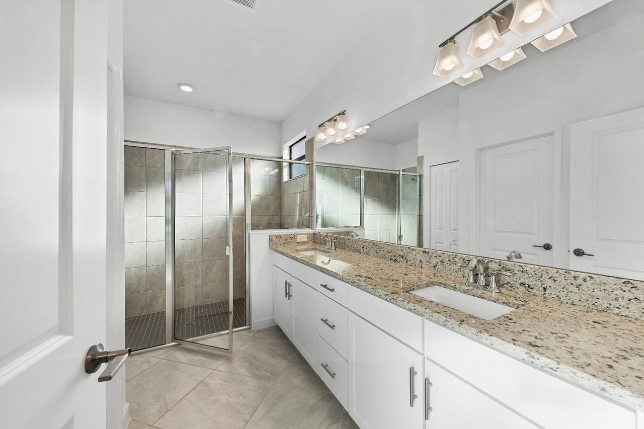 5127 Coral Reef Way - Photo 3 of 20