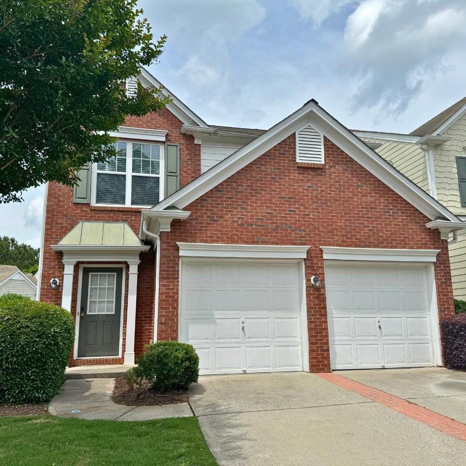 170 Finchley Dr - Photo 2 of 10