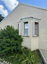 1438 Oakley St #NA - Photo 2 of 18