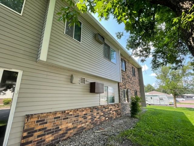 304 6th Street Southwest - Photo 2 of 27