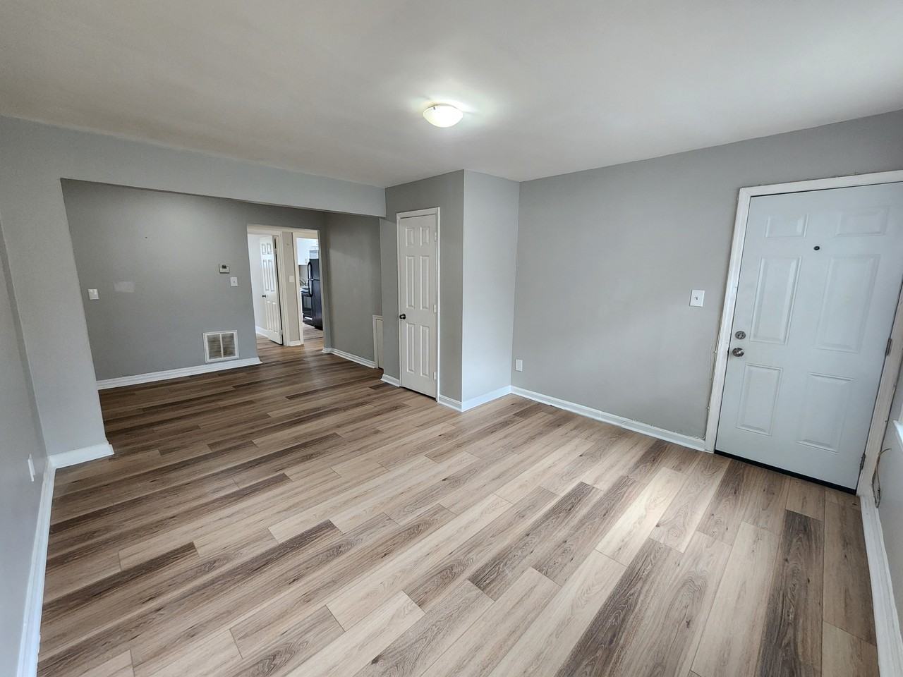 64 Galveston Pl Sw #A - Photo 2 of 5