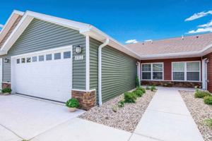 featured image of 7877 Celosia Dr