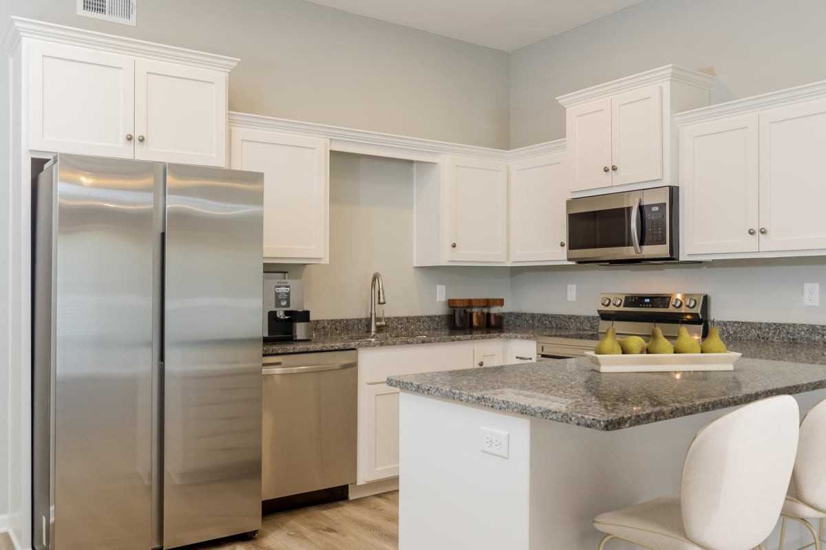 Elm Grove - Photo 4 of 48