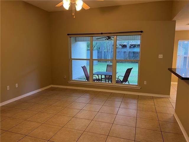 107 Davis St - Photo 3 of 19