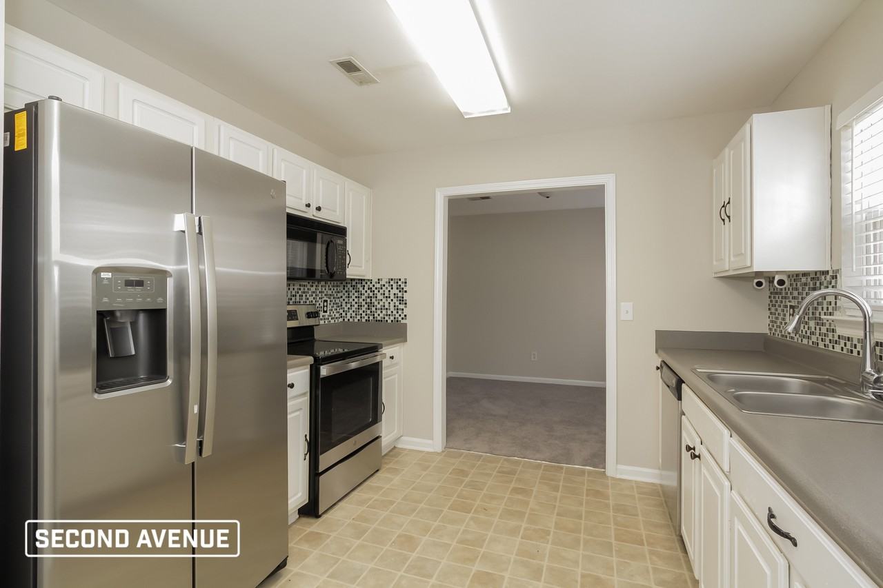 4025 Cindy Woods Ln - Photo 6 of 22