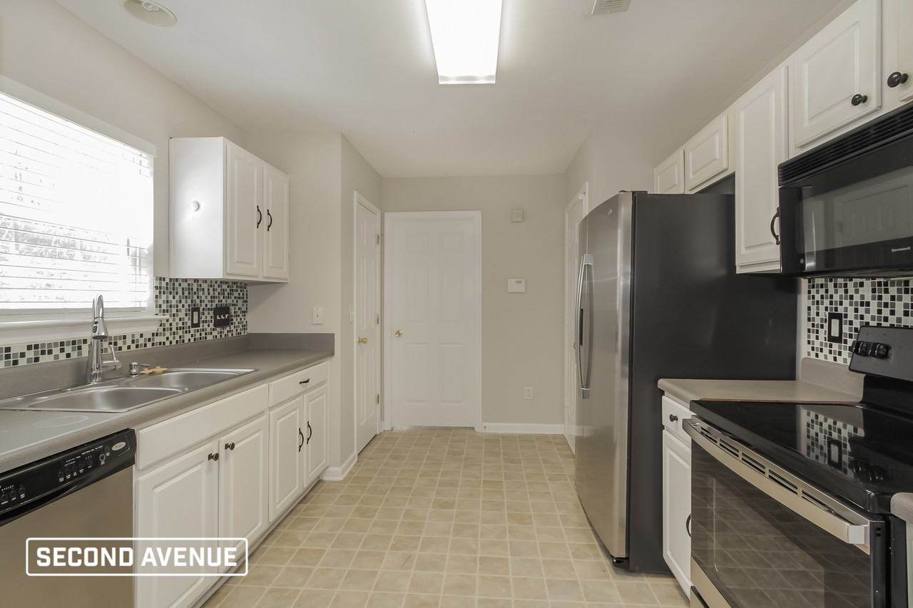 4025 Cindy Woods Ln - Photo 5 of 22