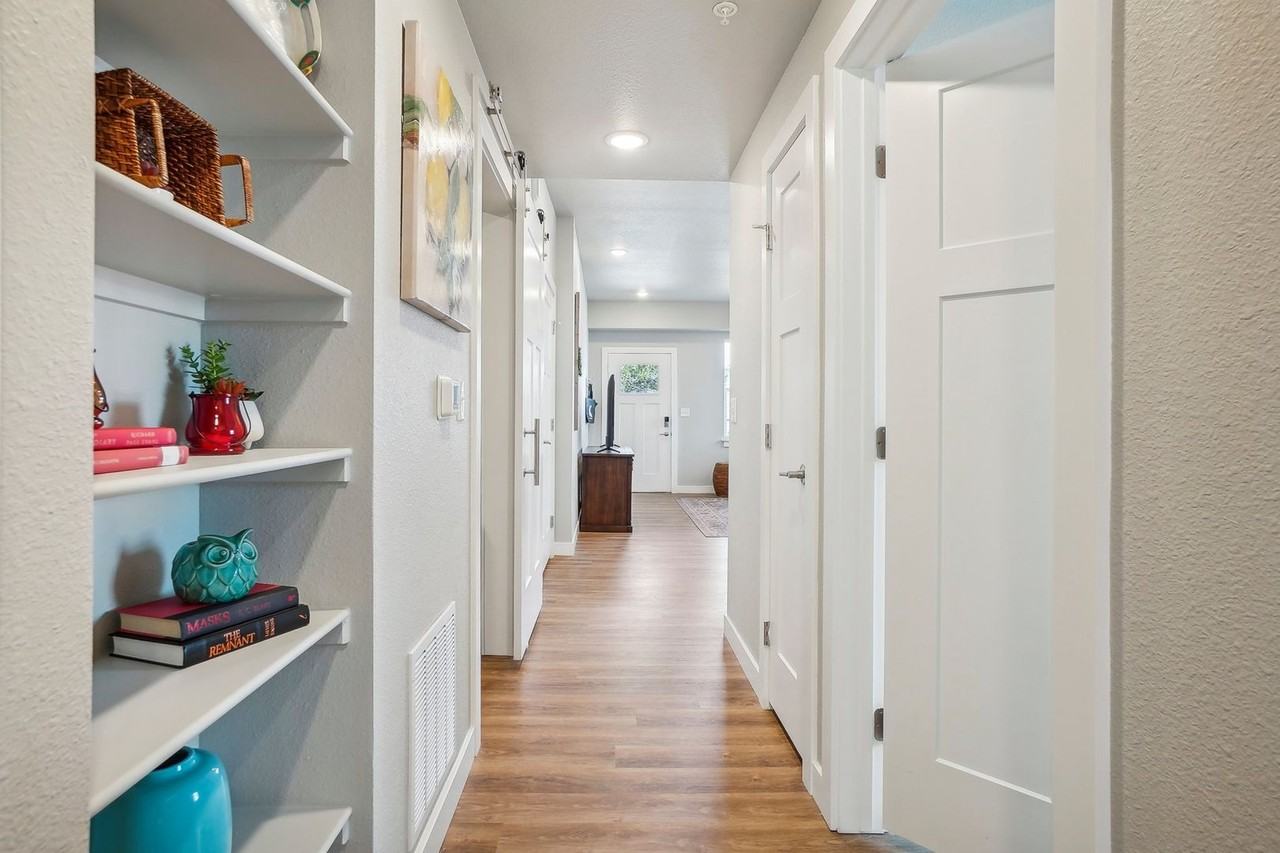 Kaleidos - Photo 4 of 38