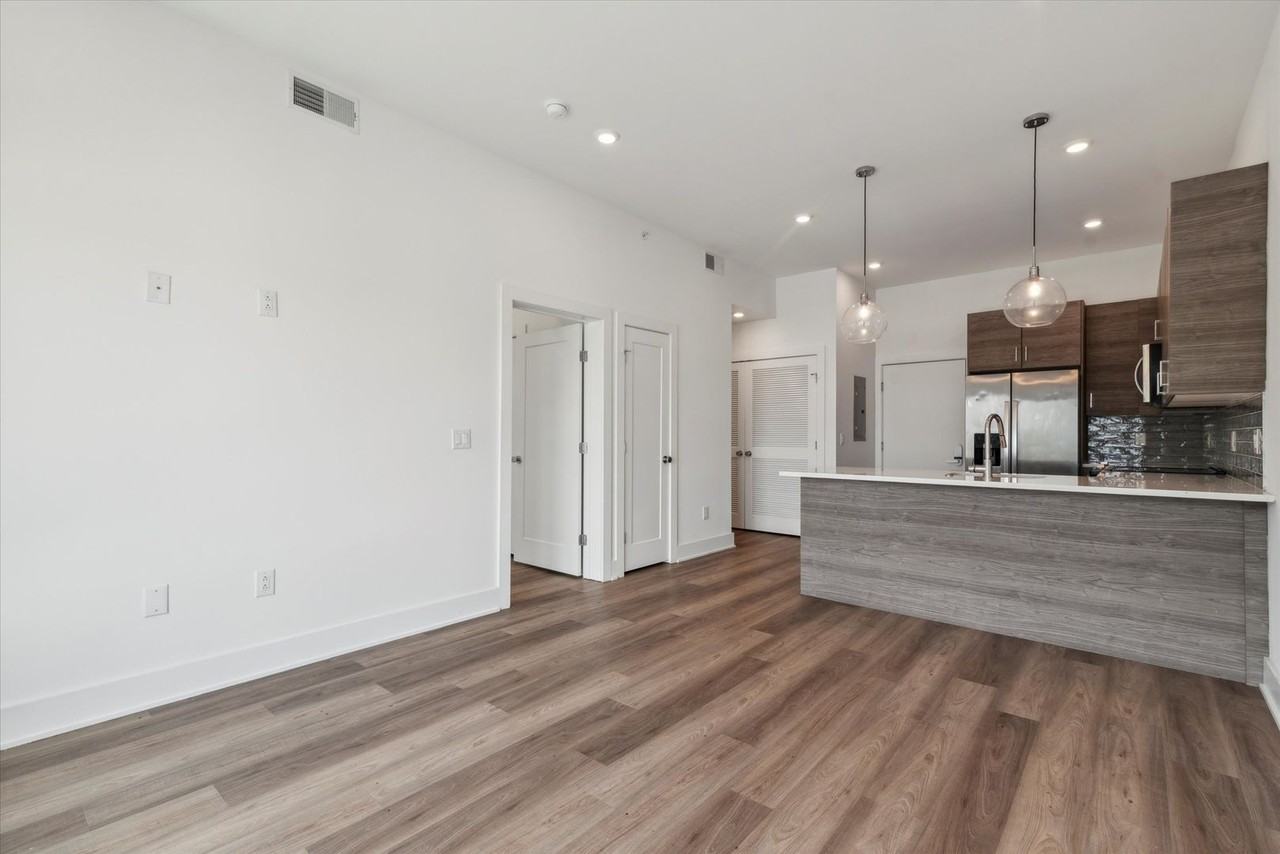 The Nook - Photo 4 of 16