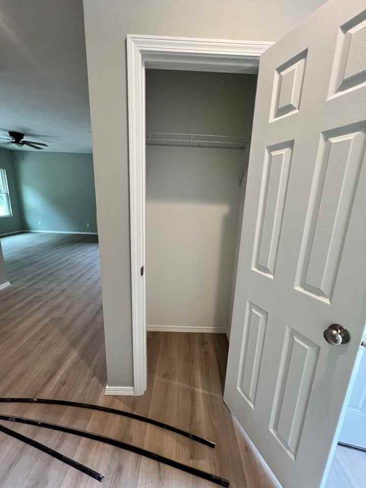 1060 Mission Avenue - Photo 3 of 19