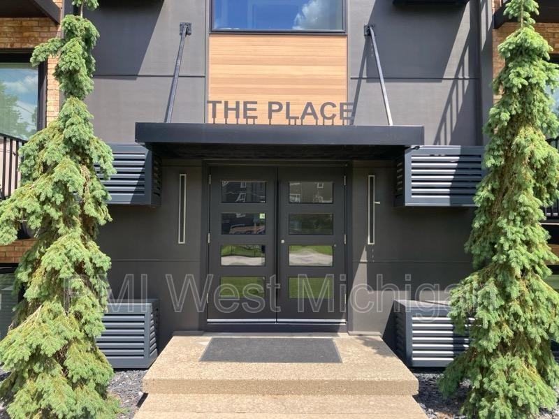 8426 Woodhaven Dr Sw #4 - Photo 4 of 25