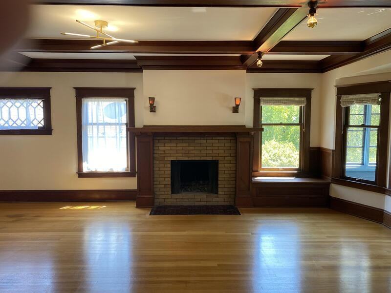 1614 Se 22nd Ave - Photo 3 of 33