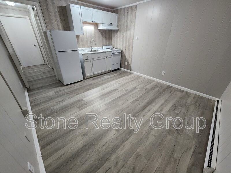 628 Ash St #50B - Photo 2 of 7