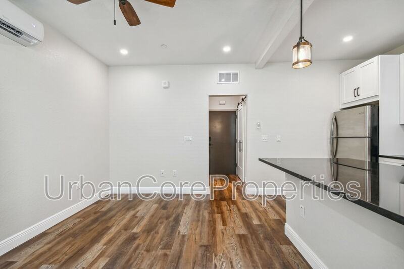 325 15th Ave Ne #12 - Photo 5 of 10