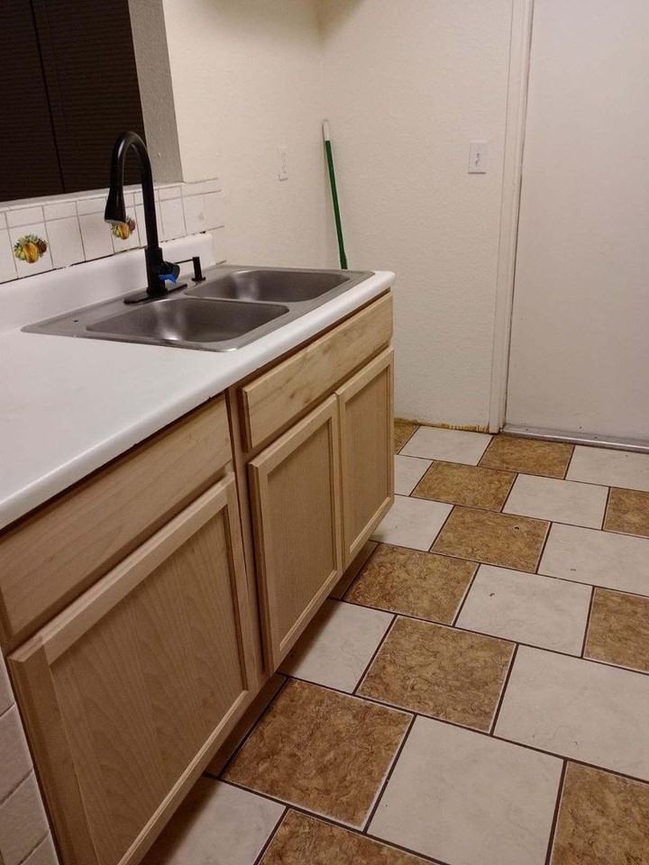 25075 Camino Del Norte - Photo 3 of 7