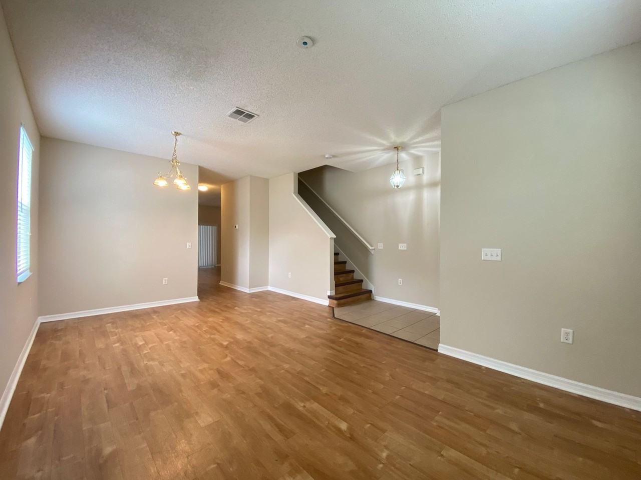 5824 Mariposa Cove Ln - Photo 3 of 32